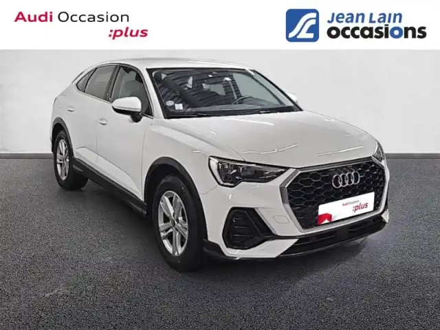 Audi Q3 sportback 35 tfsi 150 ch s tronic 7 — photo 3