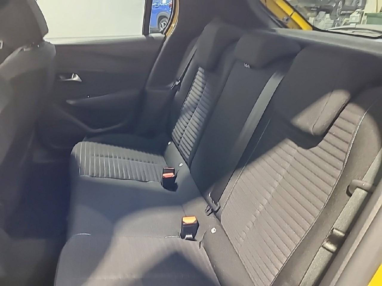Peugeot 208 puretech 100 s&s bvm6 style — photo 13