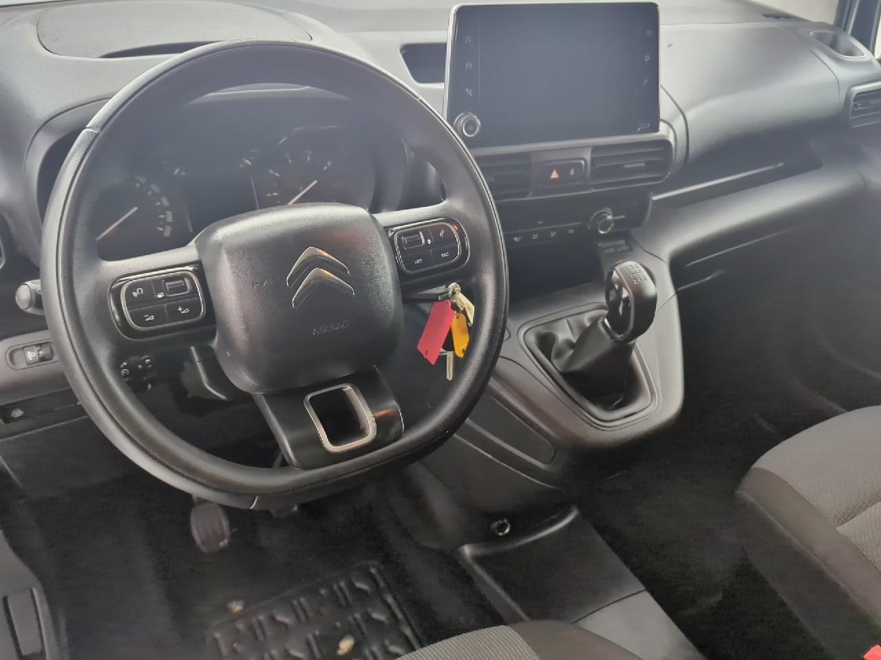 Citroën Berlingo van m 650 bluehdi 100 s&s bvm5 driver — photo 14