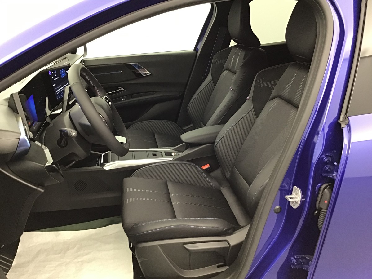 Renault Clio 6 — photo 27