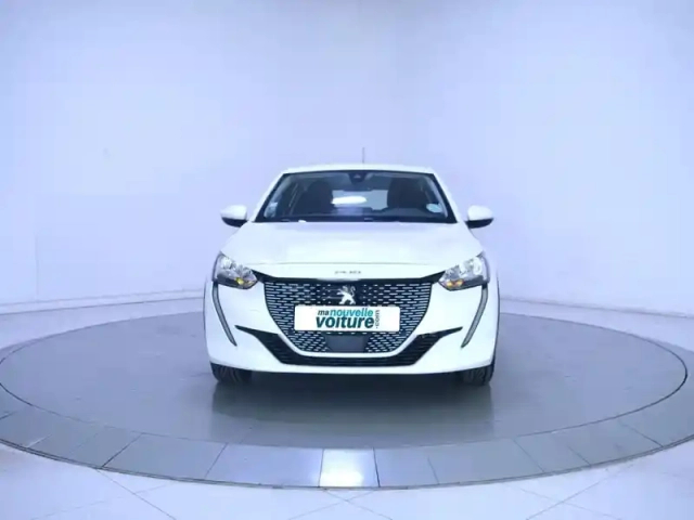 Peugeot 208 electrique 50 kwh 136ch — photo 2
