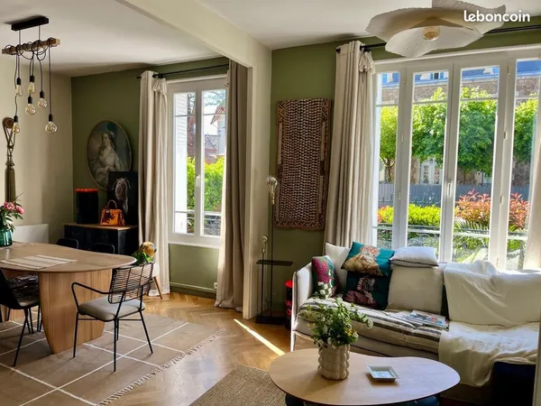 Appartement 55 M2+ Jardin+ Terrasse+ 15 M2 grenier aménagé
