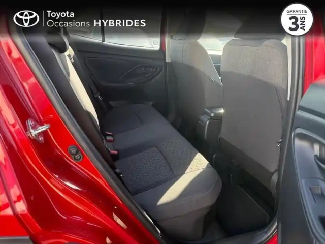 Toyota Yaris cross 116h dynamic mc24 — photo 7