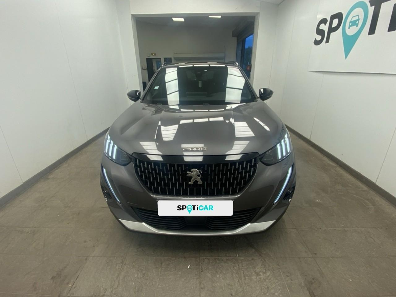 Peugeot 2008 puretech 130 s&s eat8 gt line — photo 2