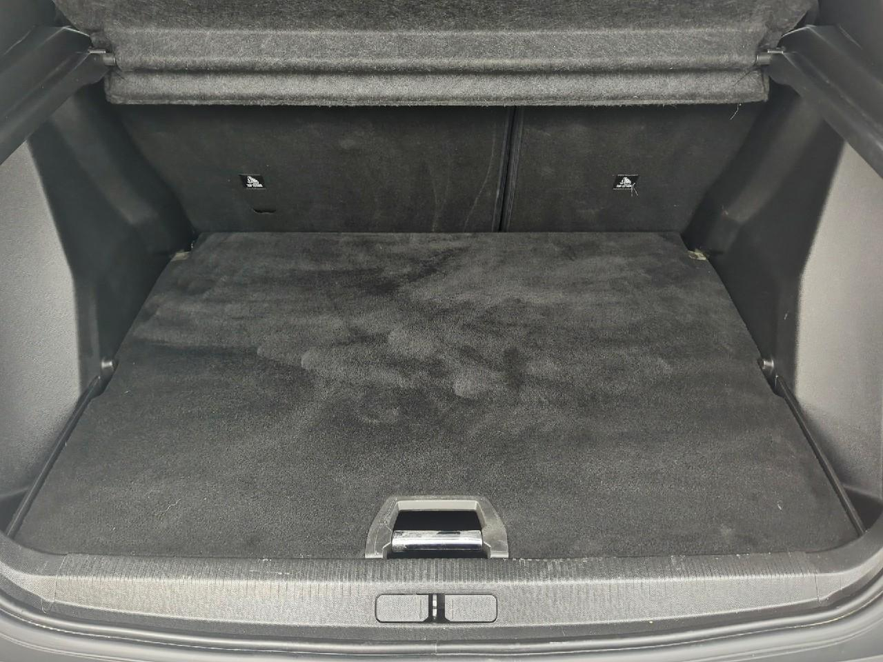 Peugeot 2008 bluehdi 130 s&s eat8 allure pack — photo 6
