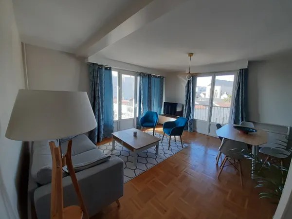 Vends appartement 105m² 5 pièces très lumineux
