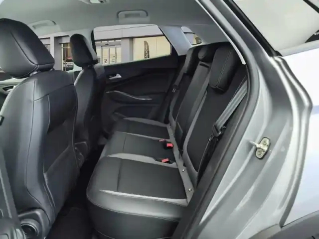 Opel Grandland X hybrid 225 ch bva8 edition — photo 23