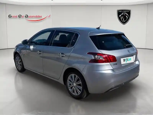 Peugeot 308 1.2 puretech 130ch ?6.c s&amp;s allure — photo 3