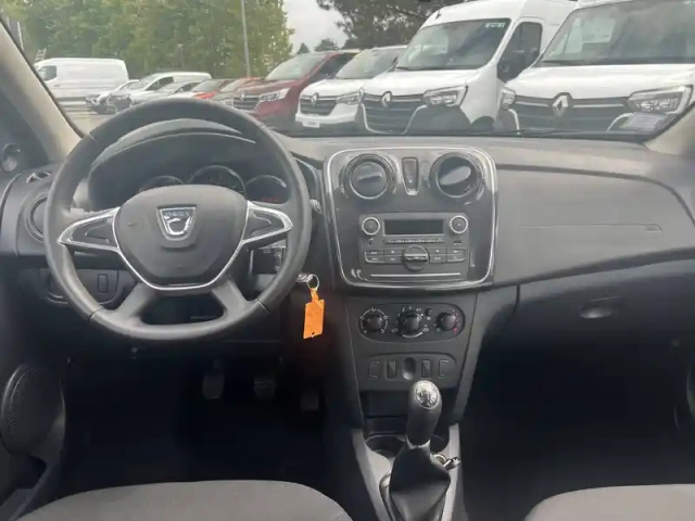 Dacia Sandero sce 75 — photo 26