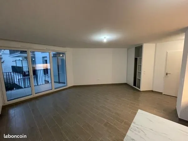 Studio 1 pièce 36 m²