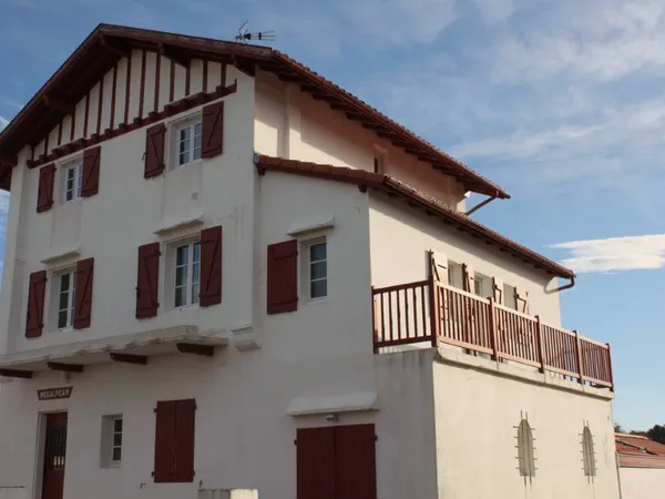 Loue Bel appartement T3 meublé