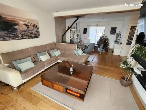 Maison 7 pièces 165m2