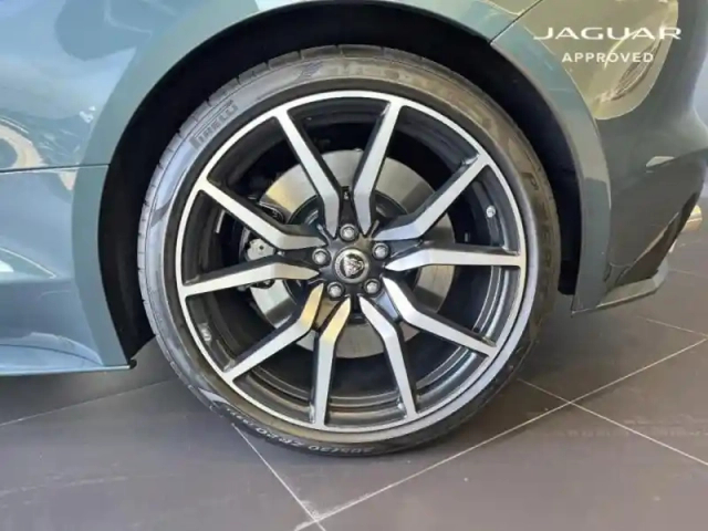 Jaguar F-Type coupe 5.0 v8 suralimenté 575ch r75 awd bva8 — photo 14