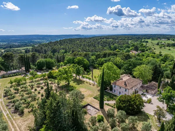 Aix en Provence - Bastide Ancienne - Parc 5,7ha - 10 minutes du