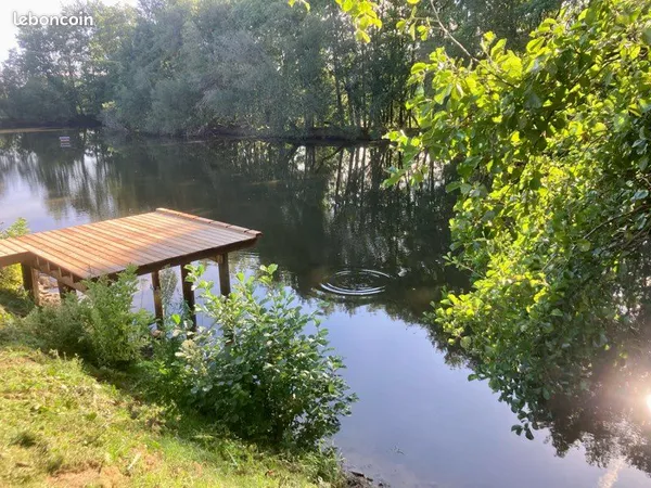 Etang de loisirs