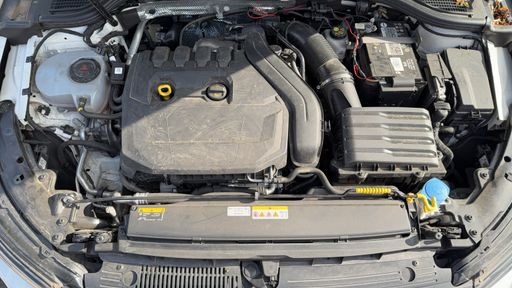 Volkswagen Golf 1.5 eTSI 130 DSG7 - R-Line – 2022 – 39538 km – Hybride essence – Boîte Automatique — photo 67