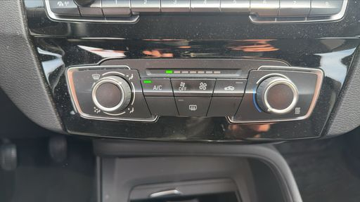 BMW X1 16d 116 - Xline – 2018 – 165690 km – Diesel – Boîte Manuelle — photo 9