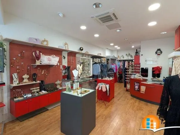 Fonds de commerce 38 m²