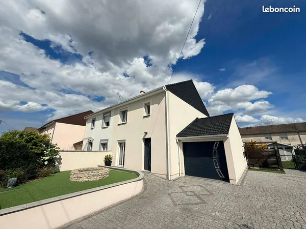 Maison 100m² rénovée - 3 ch. - jardin 400m² - garage - Fleury-les-Aubrais
