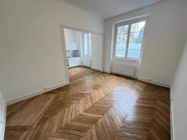 Appartement 2 pièces 66 m²