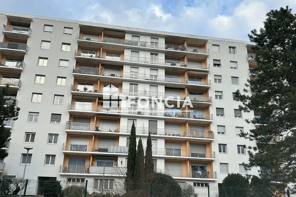 Appartement 2 pièces 57 m²