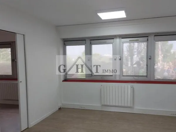 Bureaux 232 m²