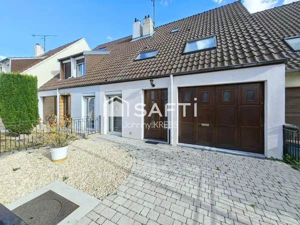 Maison familiale lumineuse avec jardin et garage