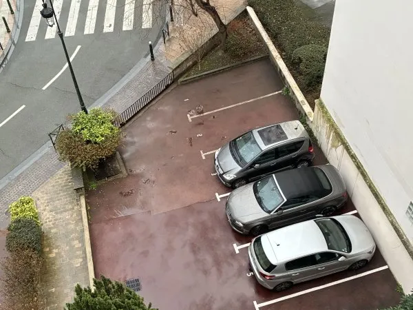 Loue parking