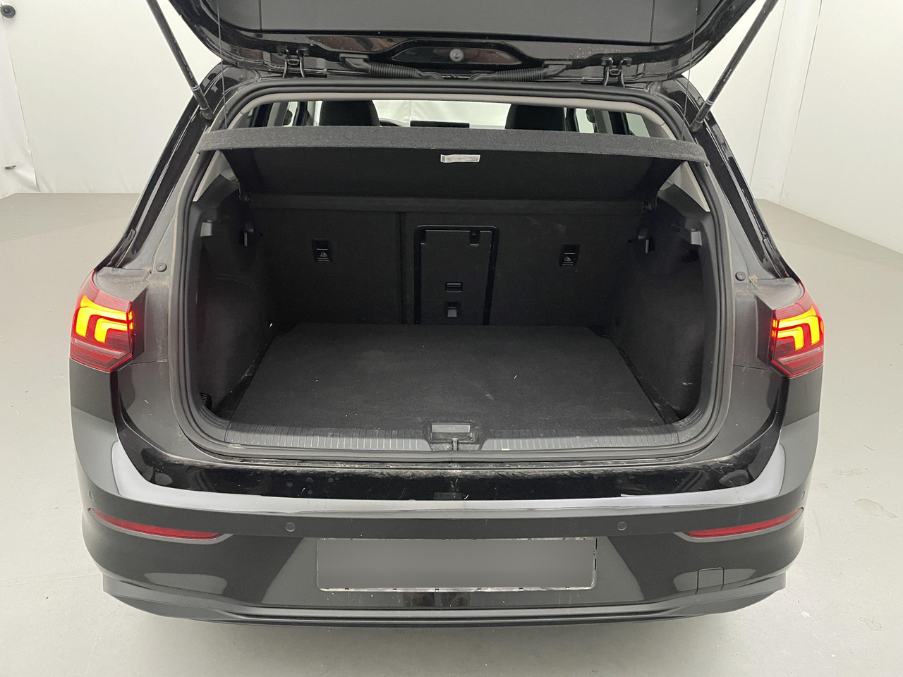 Volkswagen Golf 8 — photo 14