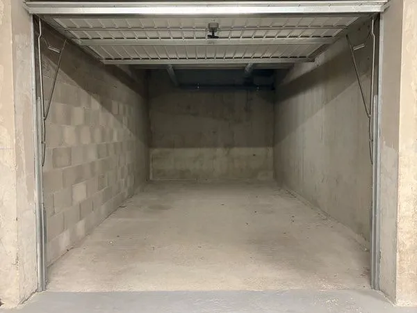 Stationnement Vente Échirolles  20m² 18000€