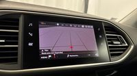 Peugeot 308 1.2 PureTech 130ch E6.3 S&S Allure — photo 18