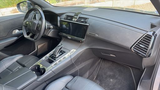 DS DS7 Crossback 1.6 E-Tense 300 Hybrid 4X4 EAT8 - Rivoli – 2022 – 55678 km – Hybride rechargeable – Boîte Automatique — photo 17