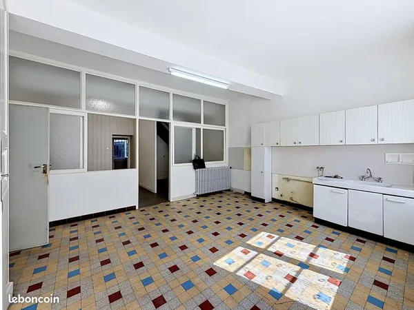 Maison 6 pièces 180 m²
