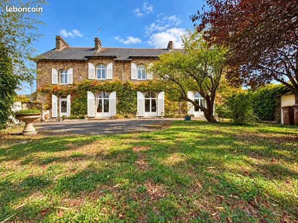 Maison 6 pièces 305 m²