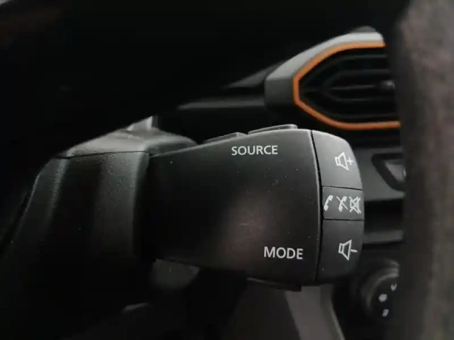 Dacia Sandero 1.0 eco-g 100ch stepway essential — photo 12
