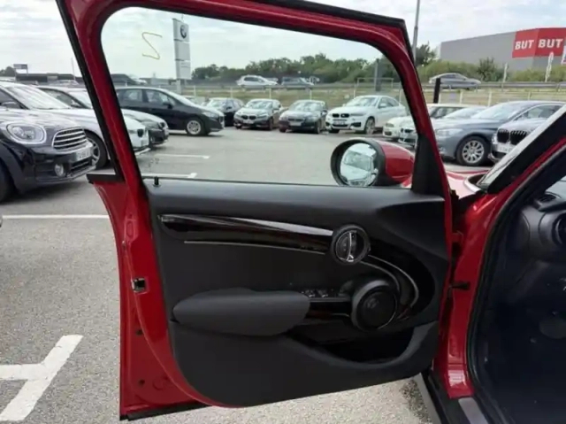 Mini Mini 5 portes cooper 136ch edition premium plus bva7 — photo 11