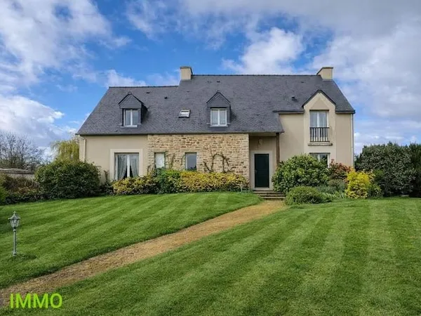 Villa 8 pièces 193 m²