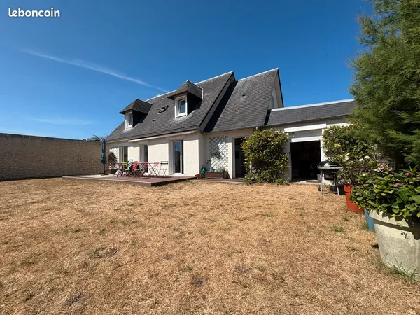 Maison 8 pièces en bord de mer à Ver-sur-mer