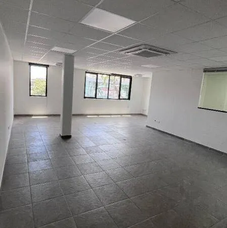 Bureaux 159 m²