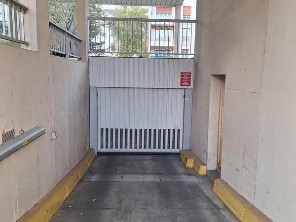 Location parking Angers