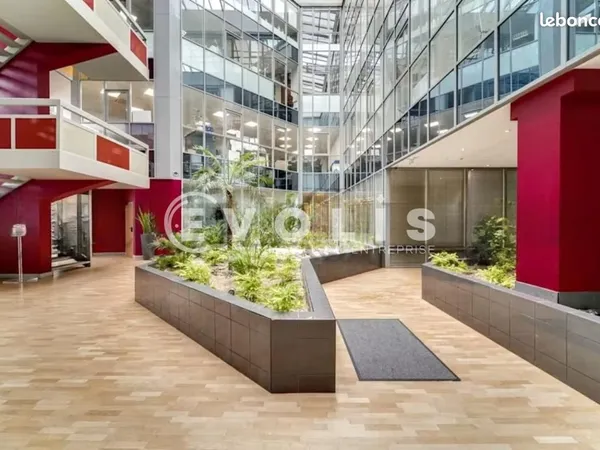 Bureaux 546 m²