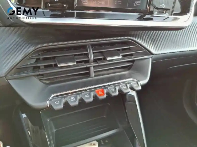 Peugeot 208 puretech 75 s&amp;s bvm5 — photo 47