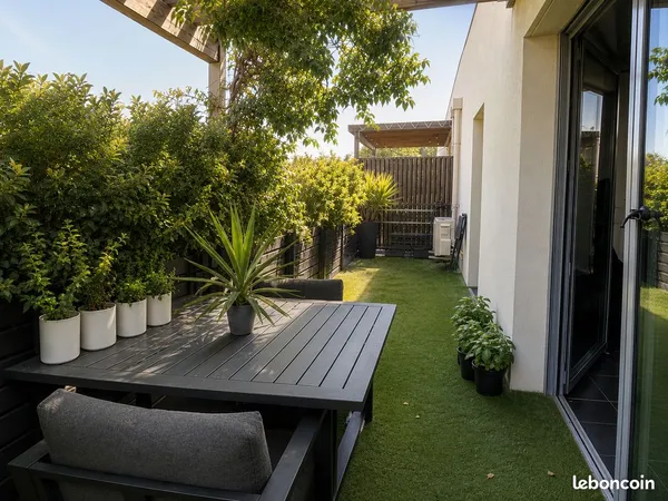 Appartement T3 + Garage en sous-sol - Dernier étage - Terrasse 19 m² - Aix-en-Provence La Duranne