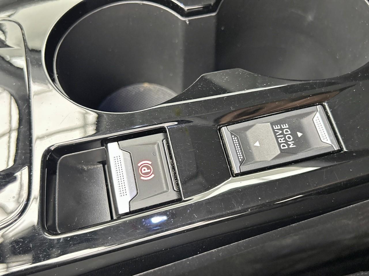 Peugeot 2008 puretech 130 s&s eat8 allure — photo 18