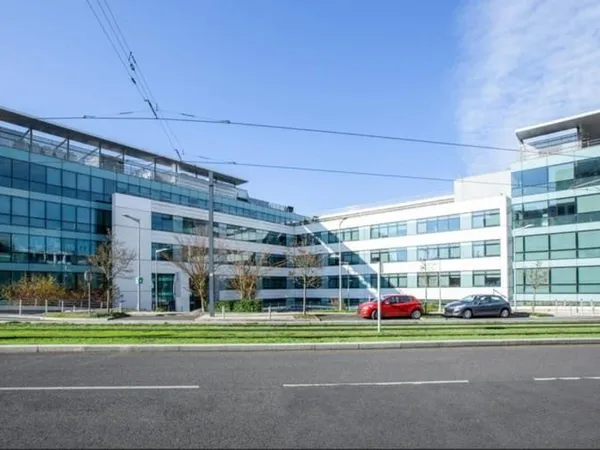 Bureaux 2989 m²