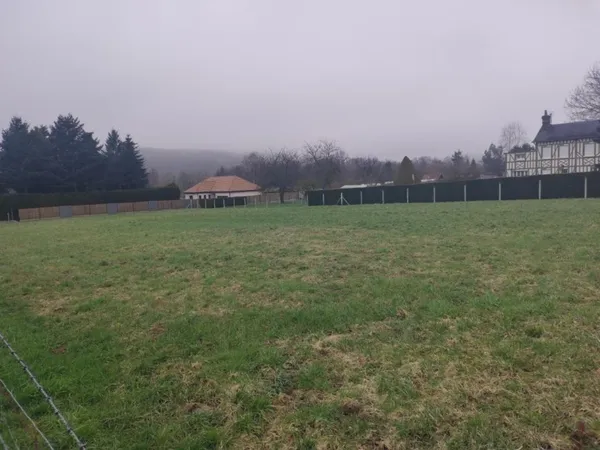 Terrain 340 m²