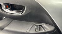Toyota Aygo 1.0 VVT-i 72ch x-play x-app 5p MC18 — photo 30