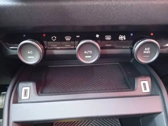 Citroën C4 puretech 130 s&amp;s eat8 — photo 22