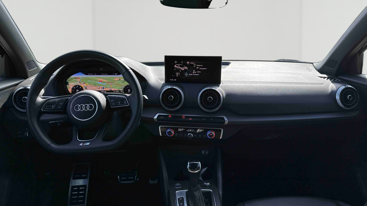 Audi Q2 35 TDI 150 S tronic 7 — photo 9