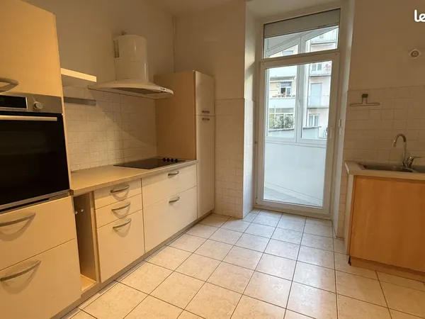 Appartement 4 pièces 126 m²
